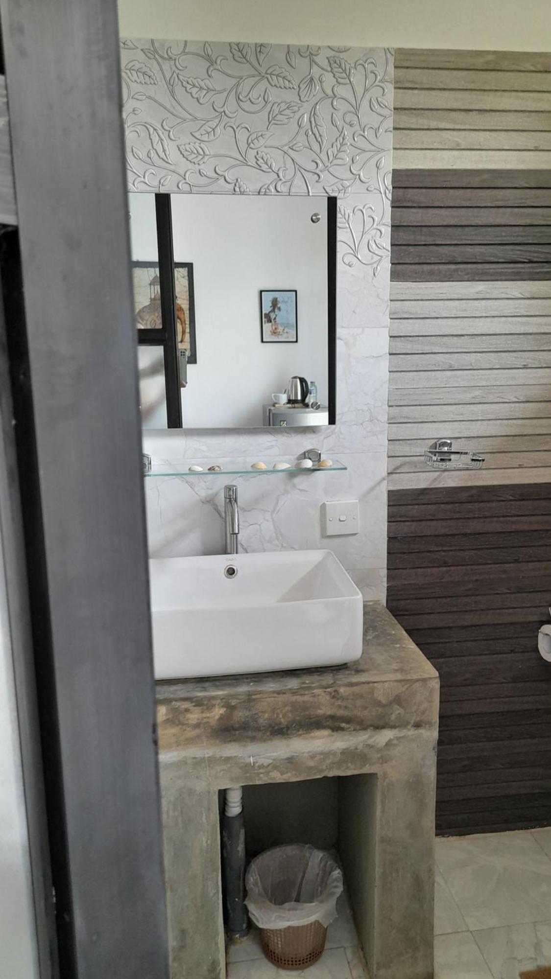 Srimany Bed & Breakfast Mirissa Luaran gambar